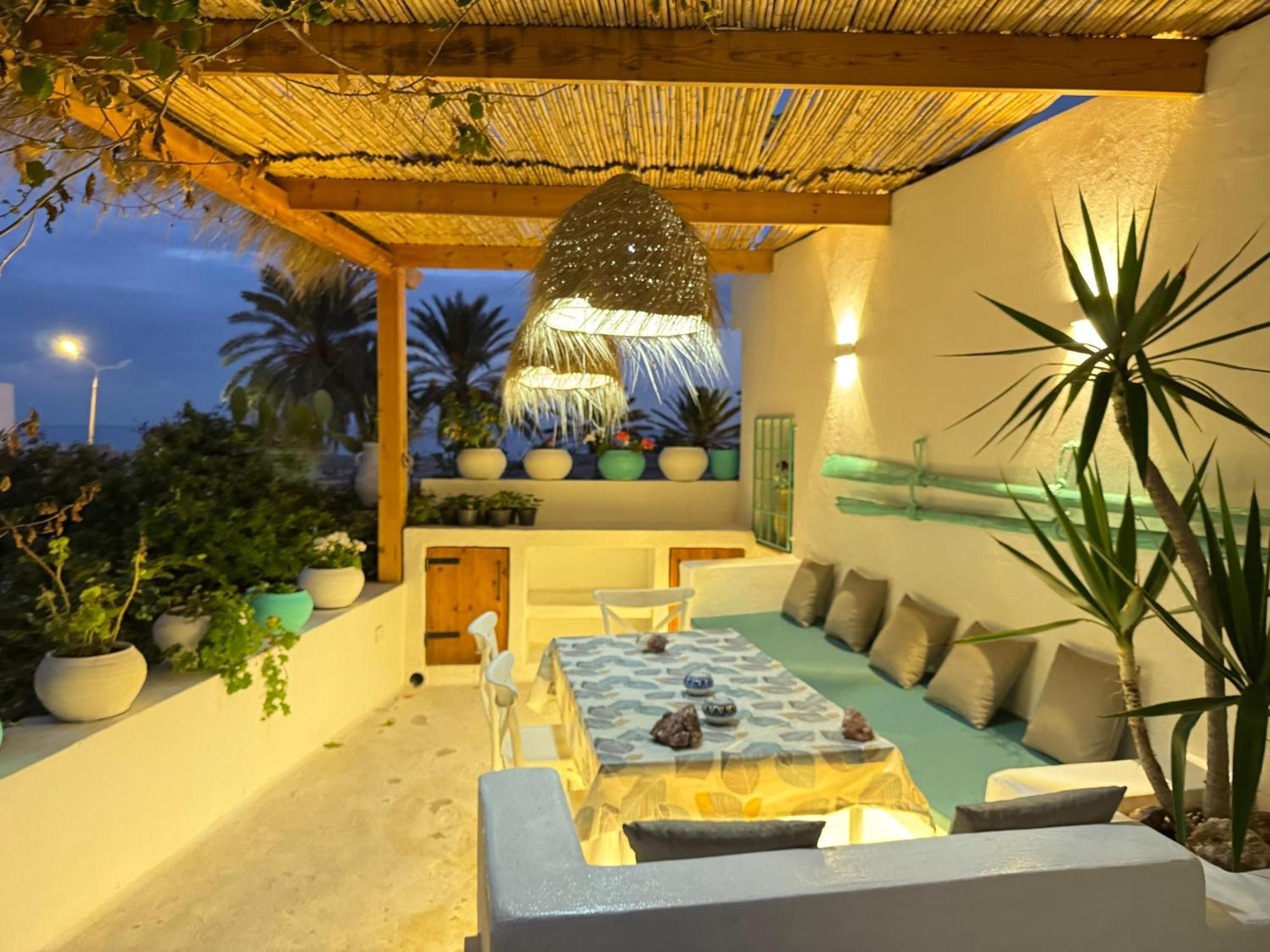 Dar El Mahdia By Daldoul Bed & Breakfast Bagian luar foto