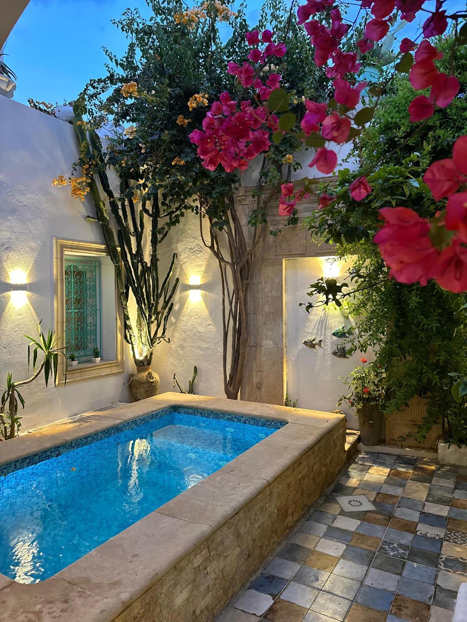 Dar El Mahdia By Daldoul Bed & Breakfast Bagian luar foto